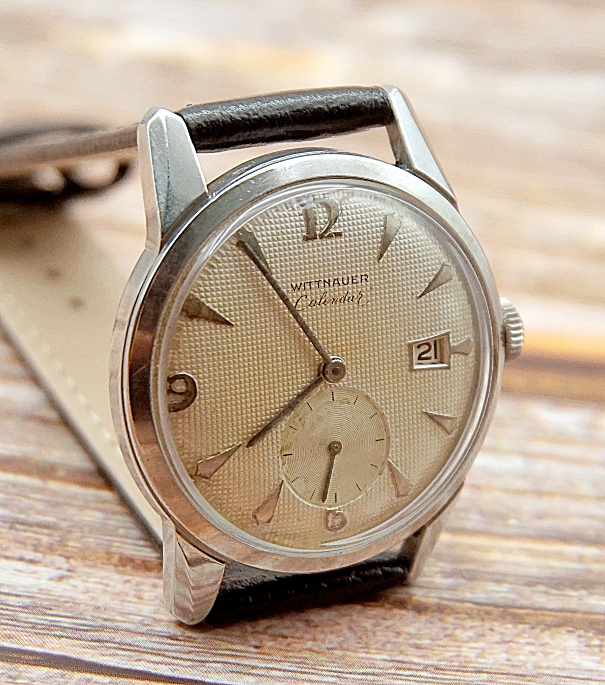 นาฬิกาเก่า WITTNAUER BY LONGINES ไขลานสองเข็มครึ่ง