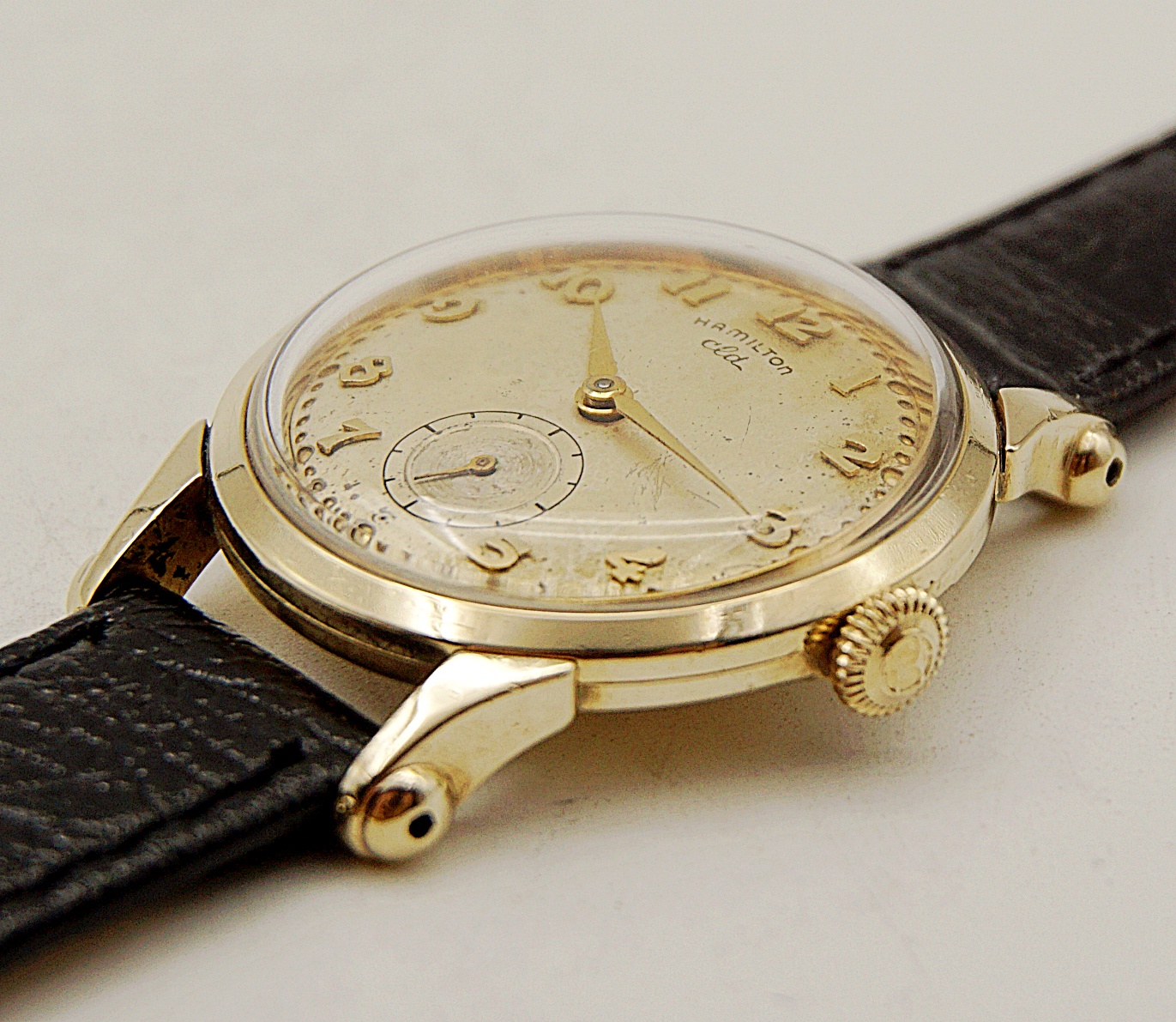 นาฬิกาเก่า HAMILTON ไขลานสองเข็มครึ่ง