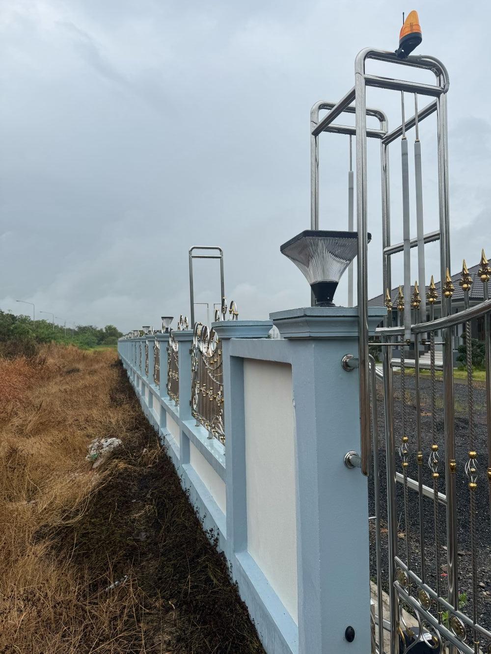 โคมไฟหัวเสาโซล่าเซลล์ รุ่น TT-522