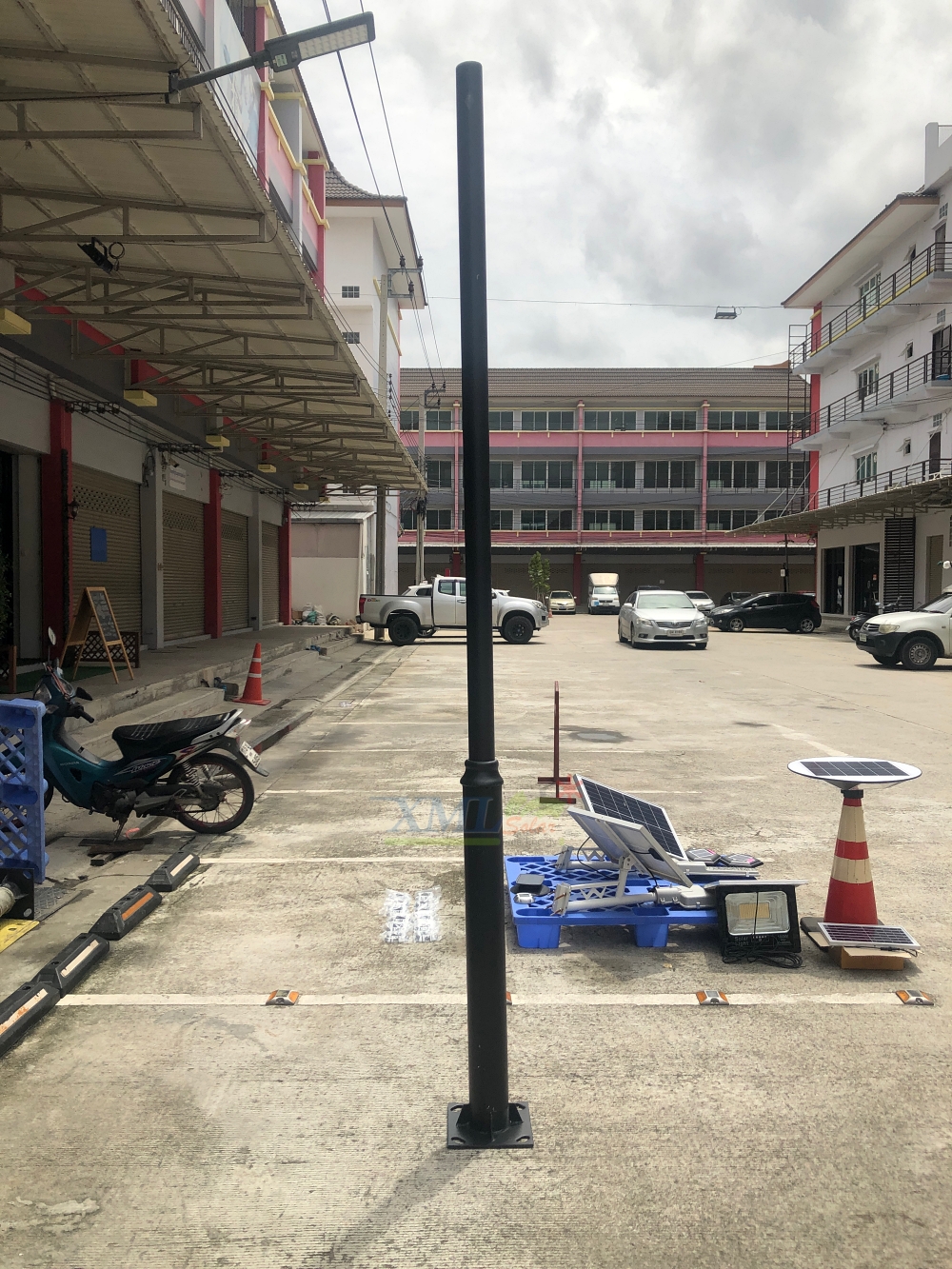 เสาเหล็กชุบไฟสนาม อะลูมิเนียบชุบดำ สูง 3 เมตร