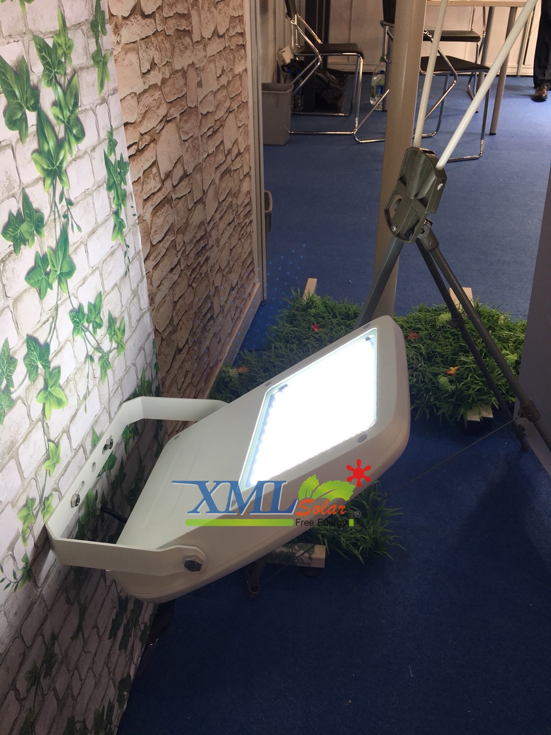 ไฟสปอตไลท์โซล่าเซลล์ 6800 Lumens. ไซต์ใหญ่ (เเสง : ขาว)