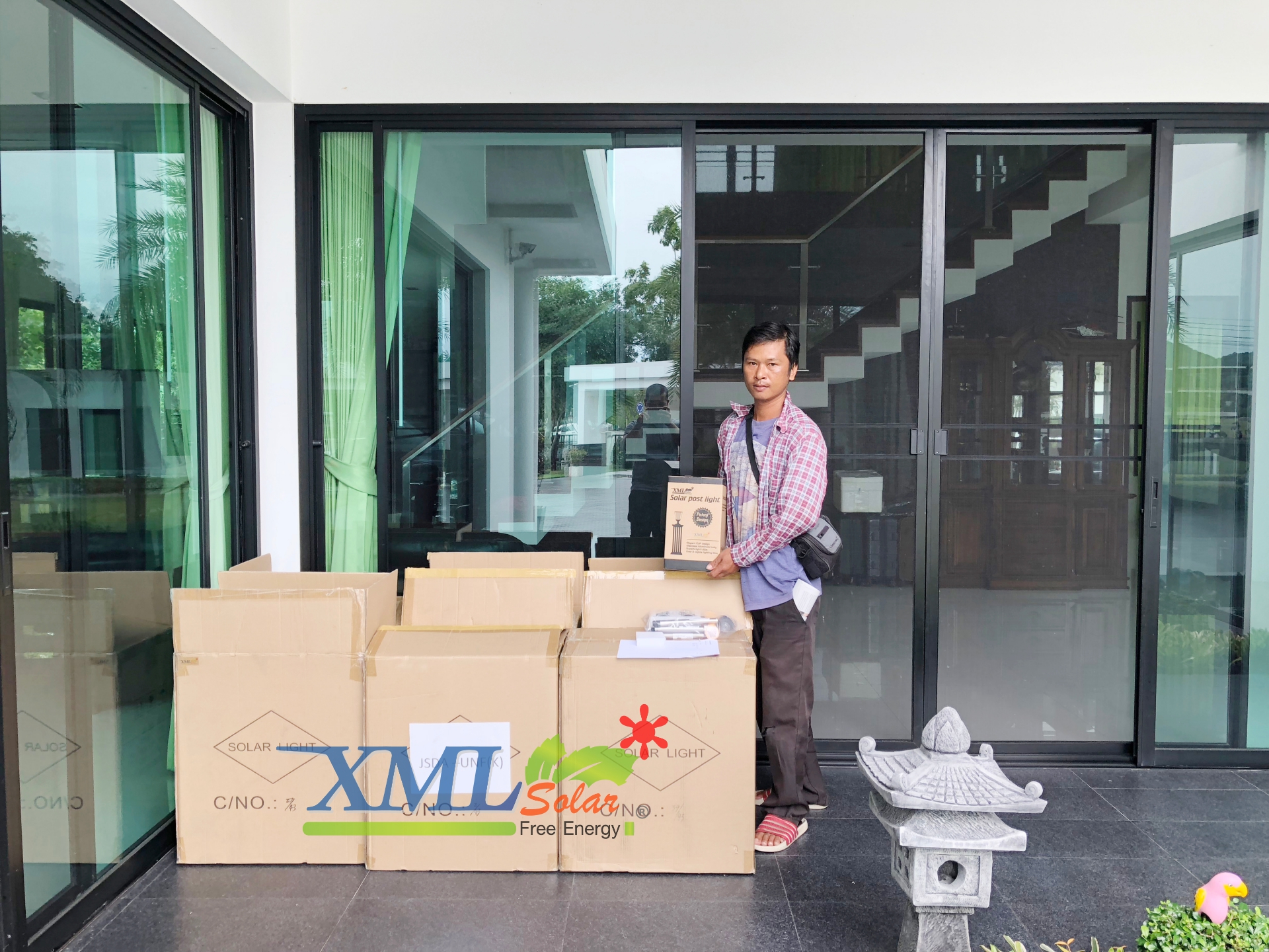โคมไฟหัวเสาโซล่าเซลล์ ทรงถ้วย (เเสง : ขาว)