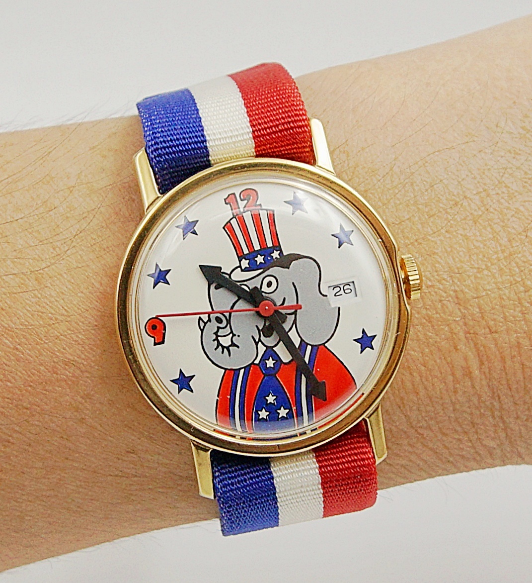 นาฬิกาเก่า REPUBLICAN ELEPHANT BY TIMEX ไขลาน