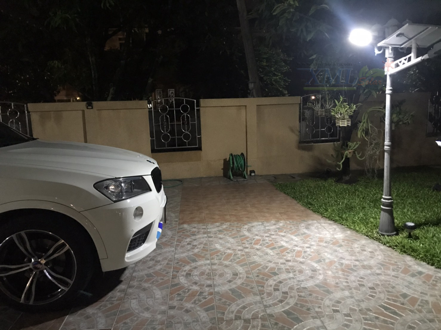 โคมไฟกิ่งโซล่าเซลล์ 48 SMD LED + Motion สีขาว (แสง ขาว)