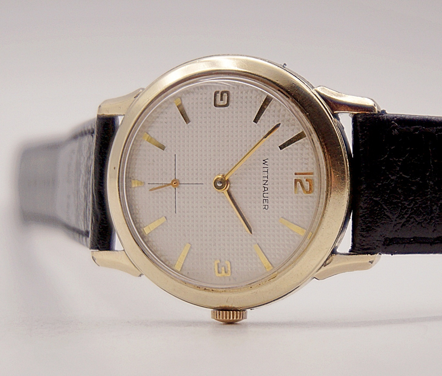 นาฬิกาเก่า WITTNAUER BY LONGINES ไขลานสองเข็มครึ่ง