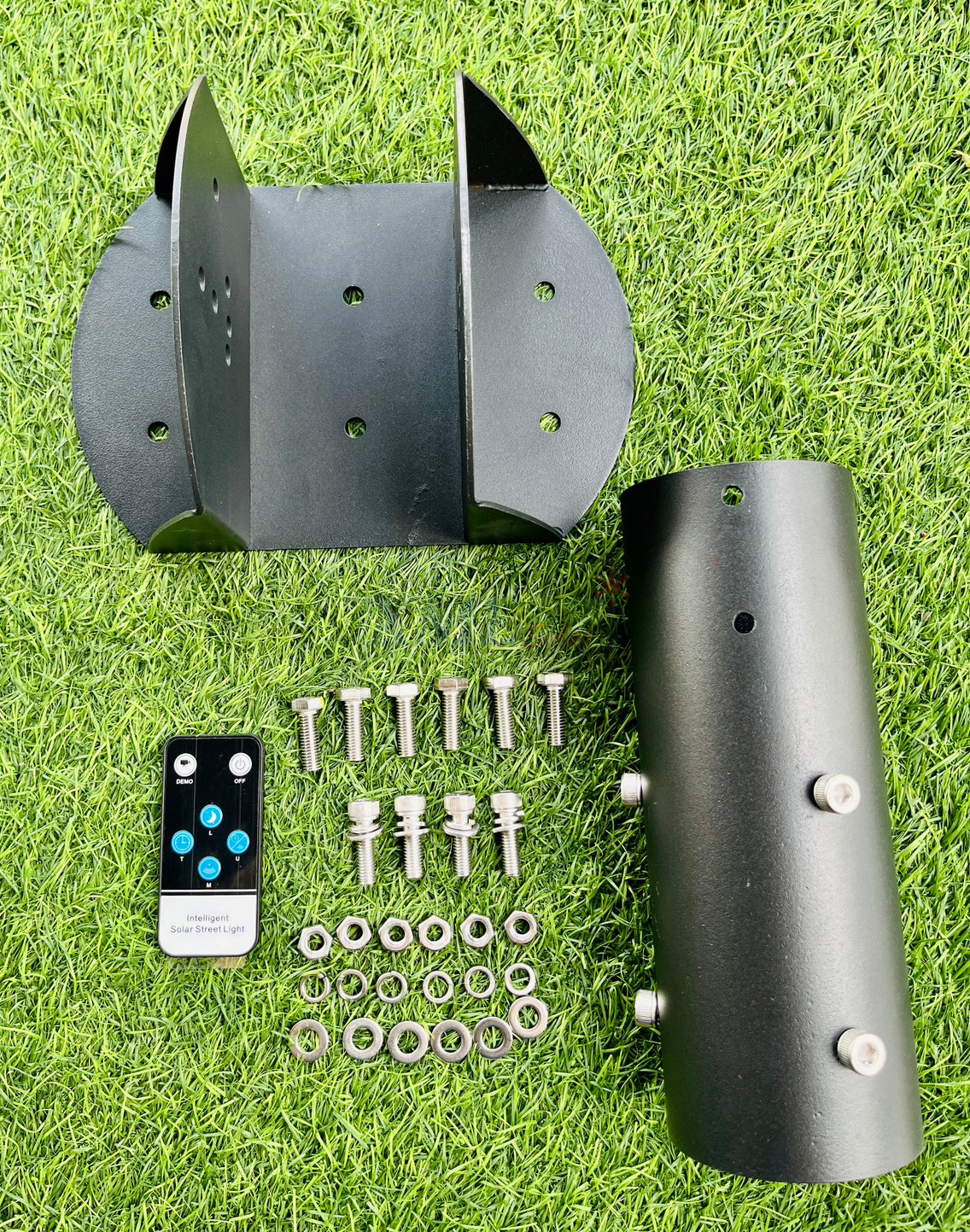 โคมไฟถนนโซล่าเซลล์ ST2-80 (แสง : ขาว)