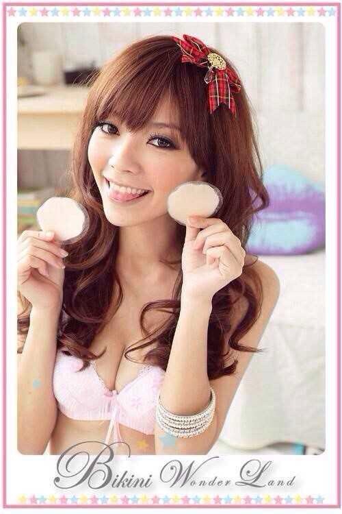 ซิลิโคนแปะจุกกล่องม่วง ใช้แปะหัวนมกันโป๊ กาวดี ติดทน ใช้ซ้ำได้หลายครั้ง ราคาส่ง 3 ชิ้น คละกับแบบอื่นได้ กล่องละ 80 บาท