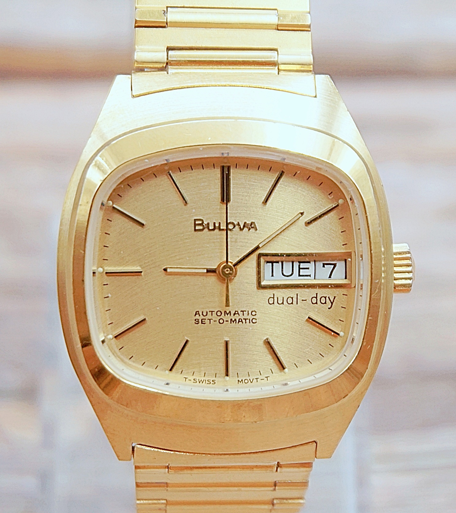 นาฬิกาเก่า BULOVA ออโตเมติก