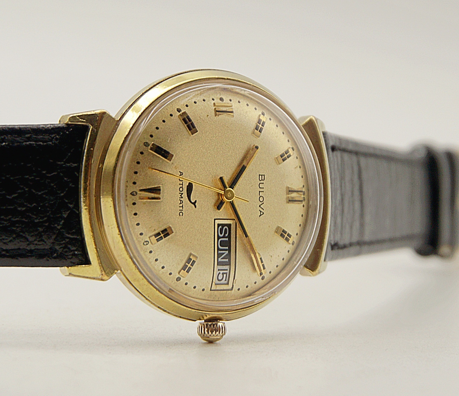 นาฬิกาเก่า BULOVA ออโตเมติก