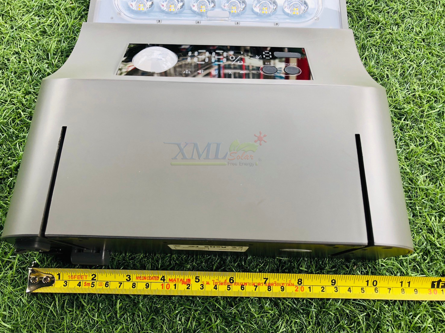 โคมไฟถนนโซล่าเซลล์ รุ่น ALPHA-SSL-56 (เปิดได้ 2 แสง)