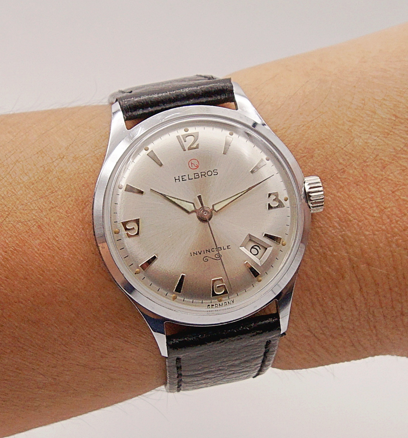 นาฬิกาเก่า HELBROS ไขลาน