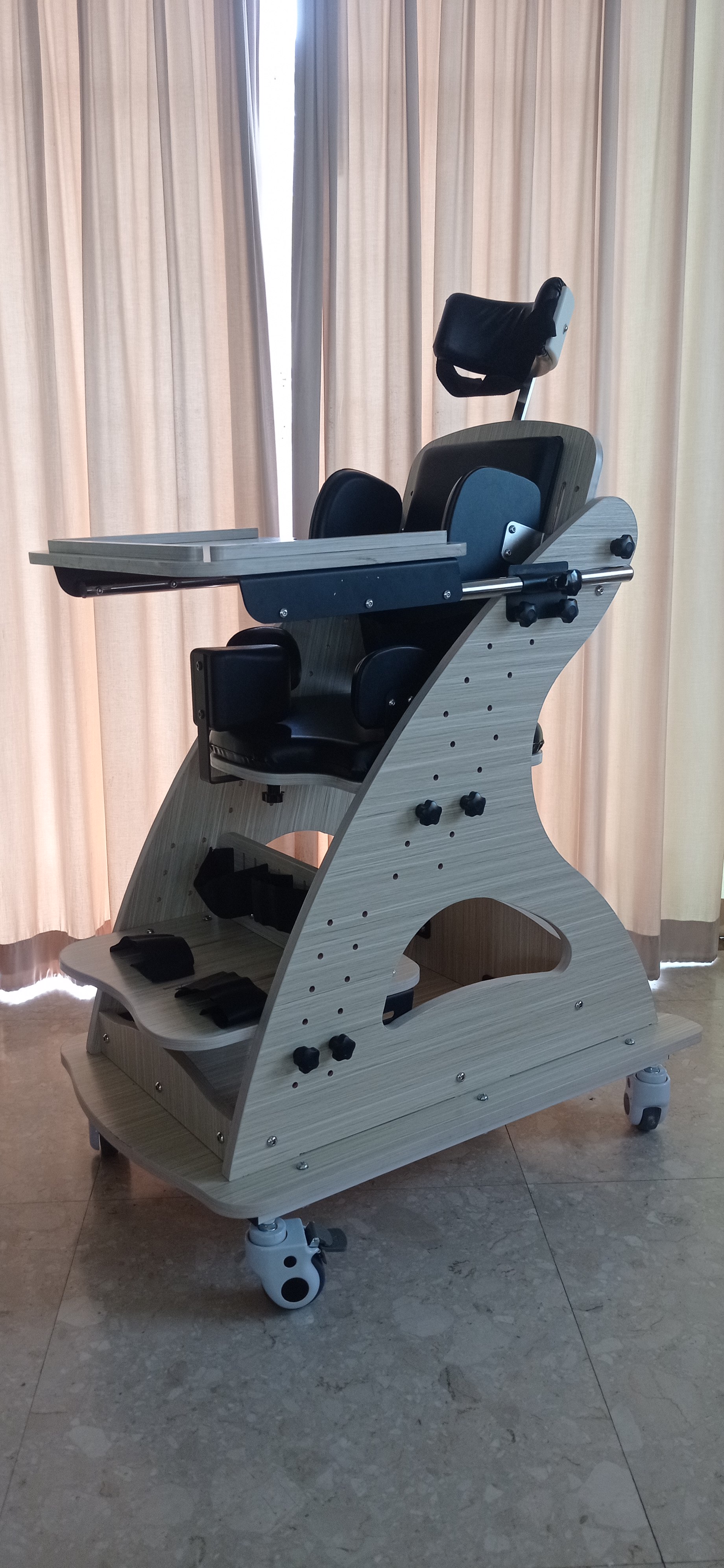 เก้าอี้พัฒนาการสำหรับเด็กสมองพิการ Cerebral palsy chairs rehabilitation for disabled children