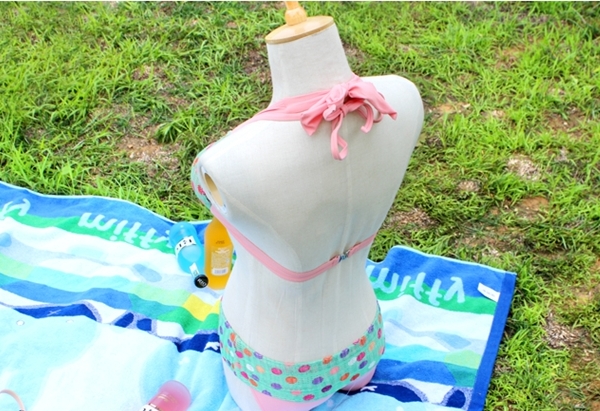 ชุดว่ายน้ำงาน vicki แบบ3ชิ้น มี3สี ชมพู,ฟ้า,ม่วง มีไซส์ M,XL ราคาส่ง3 ชิ้นคละแบบได้ทั้งร้าน ชุดละ 890 บาทค่ะ