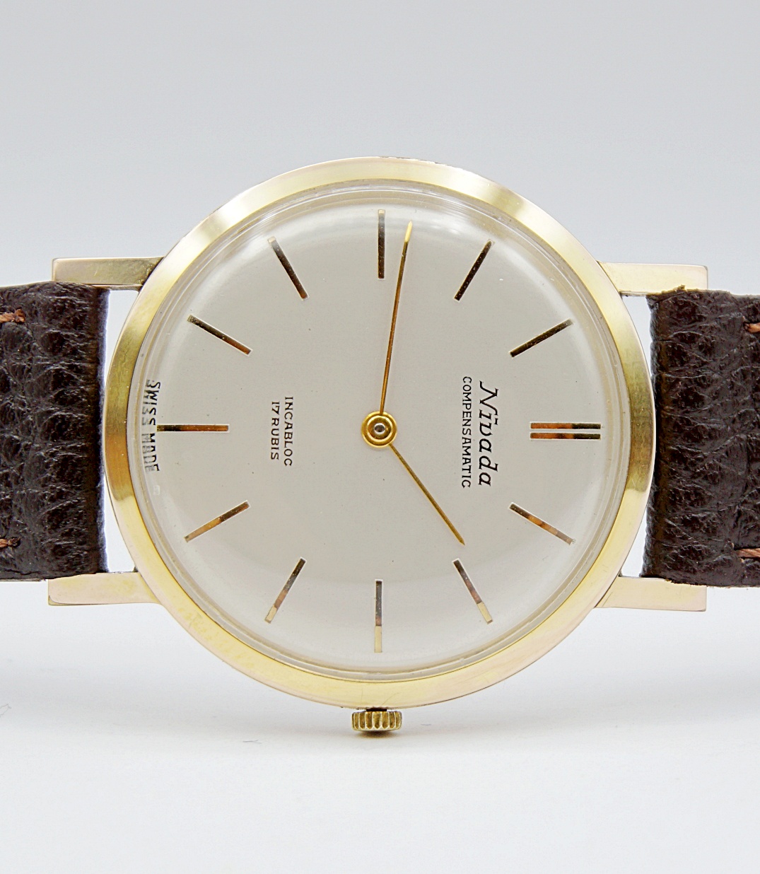 นาฬิกาเก่า NIVADA ไขลาน