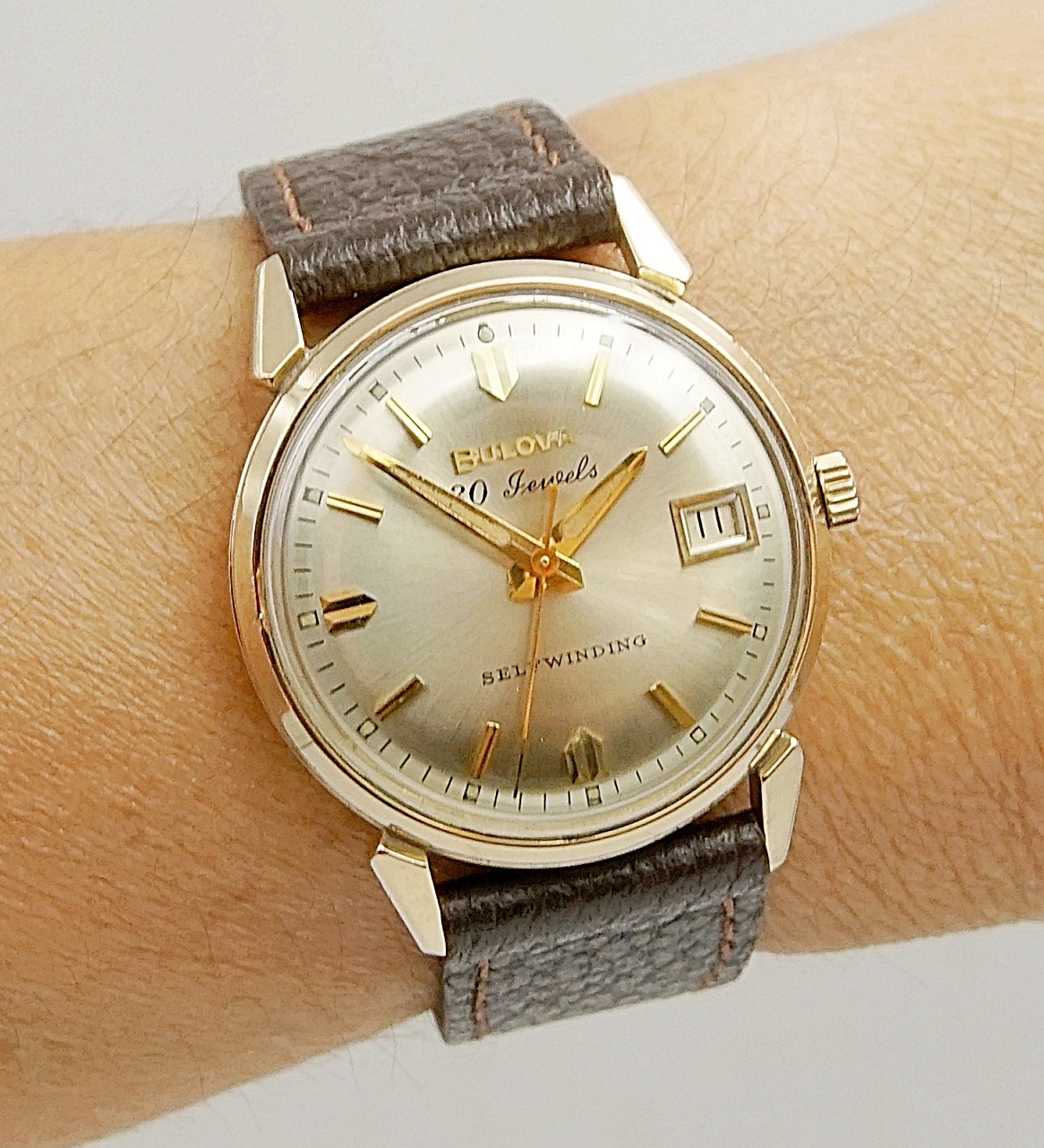 นาฬิกาเก่า BULOVA ออโตเมติก