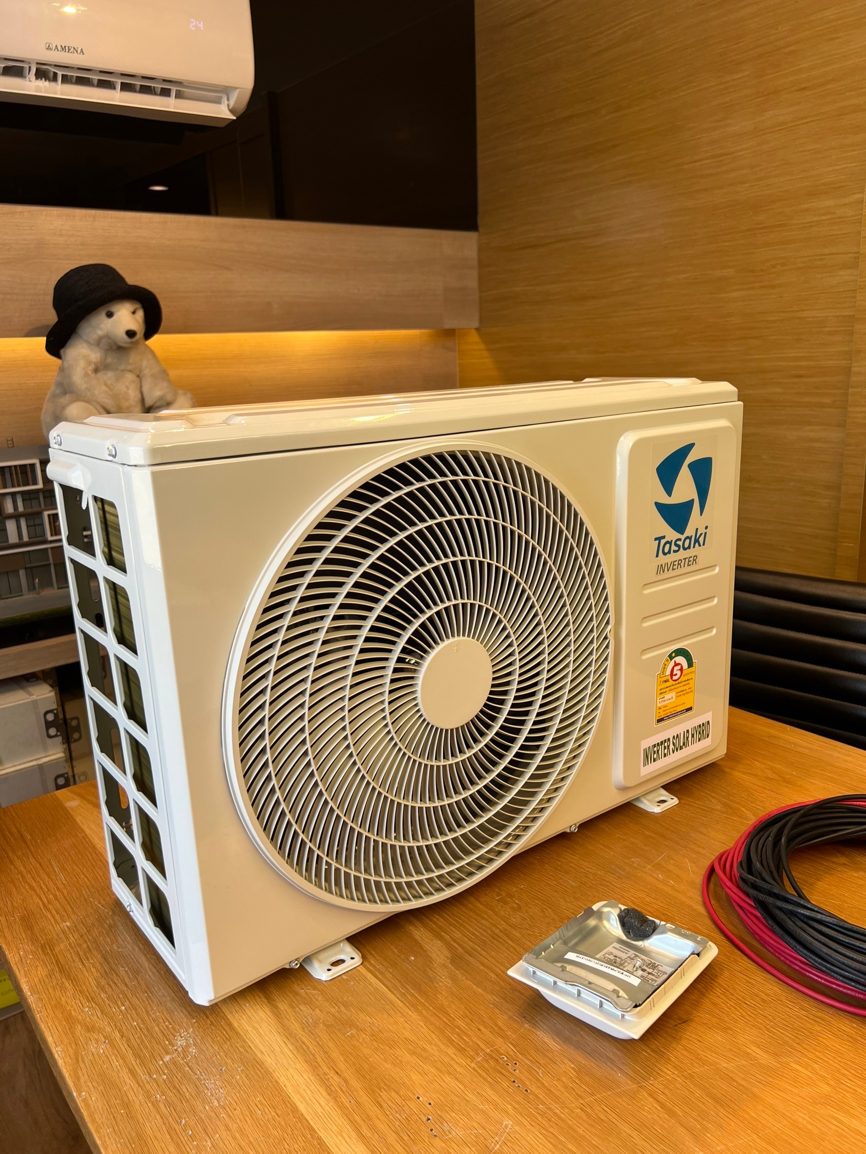 ชุดแอร์โซล่าเซลล์ TASAKI 25,000 BTU