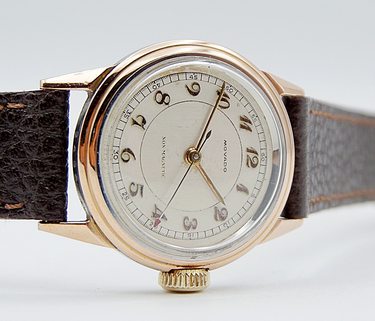 นาฬิกาเก่า MOVADO ไขลาน