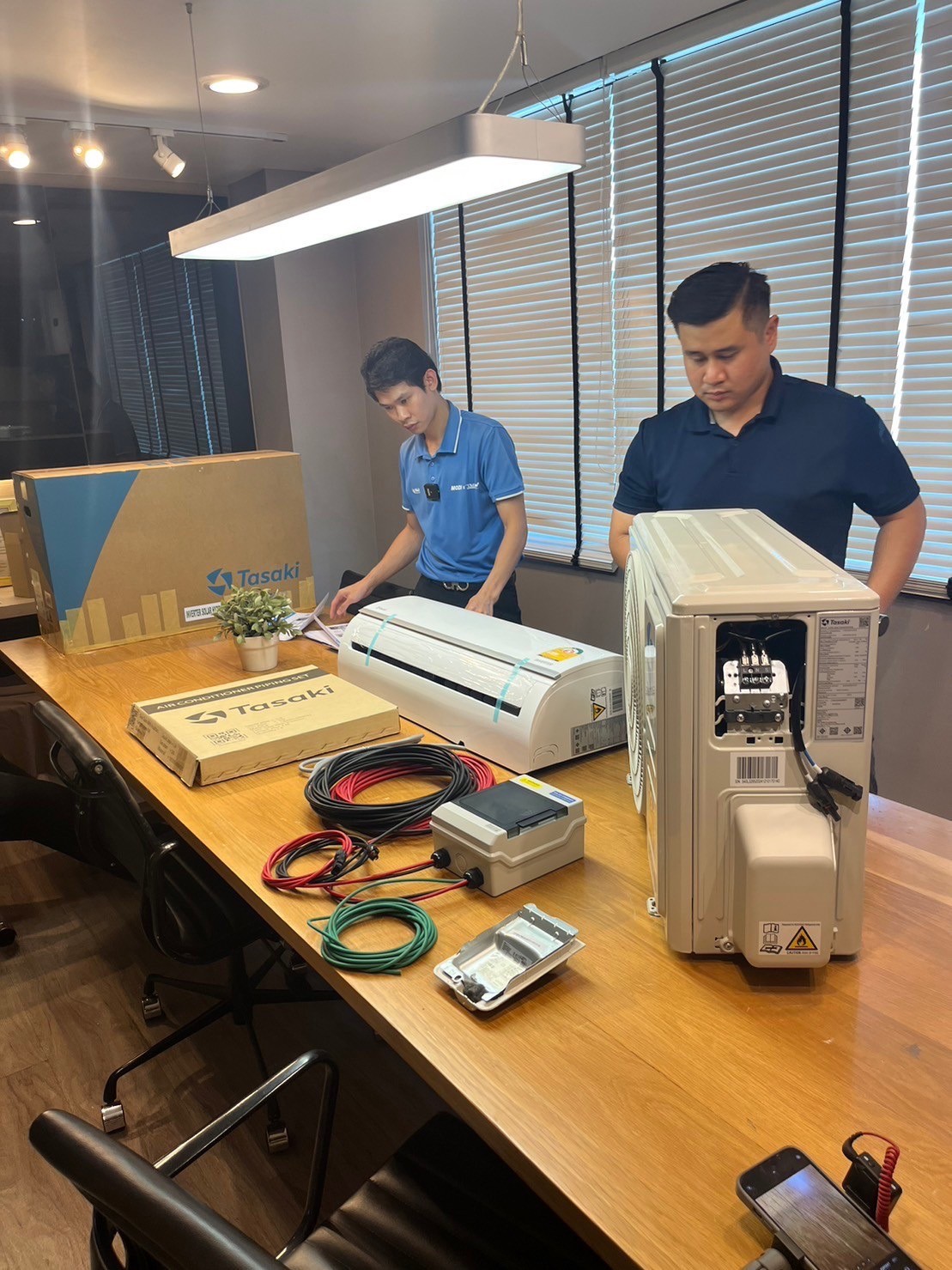 ชุดแอร์โซล่าเซลล์ TASAKI 25,000 BTU