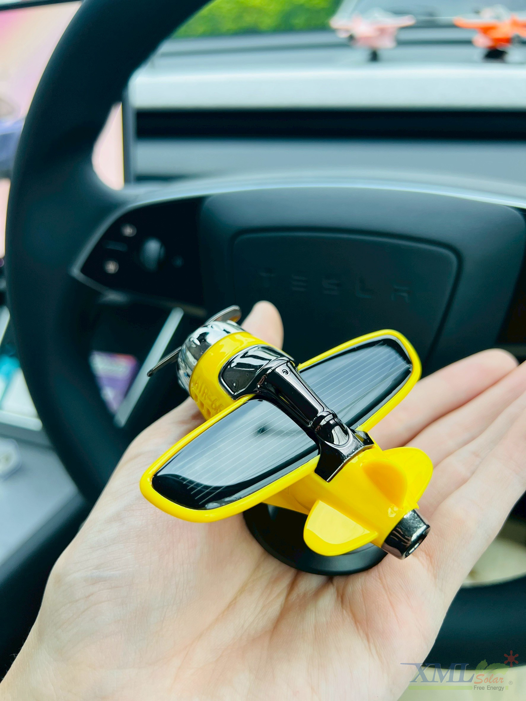 เครื่องบิน ดุ๊กดิ๊กโซล่าเซลล์ รุ่น AIR-66