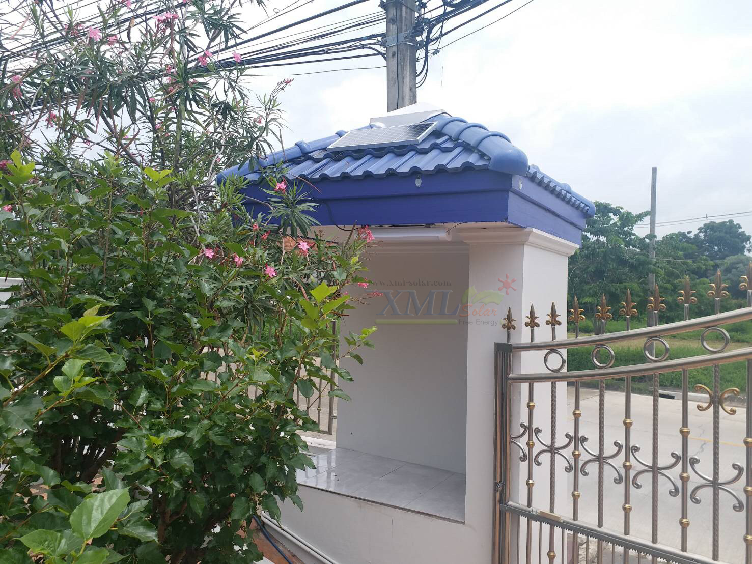 ชุดไฟหลอดยาวโซล่าเซลล์ 30 Watt Monocrystalline (แสง ขาว)