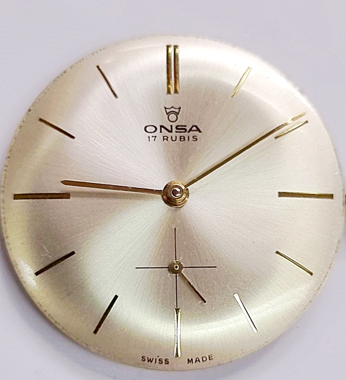 นาฬิกาเก่า ONSA ไขลานสองเข็มครึ่ง