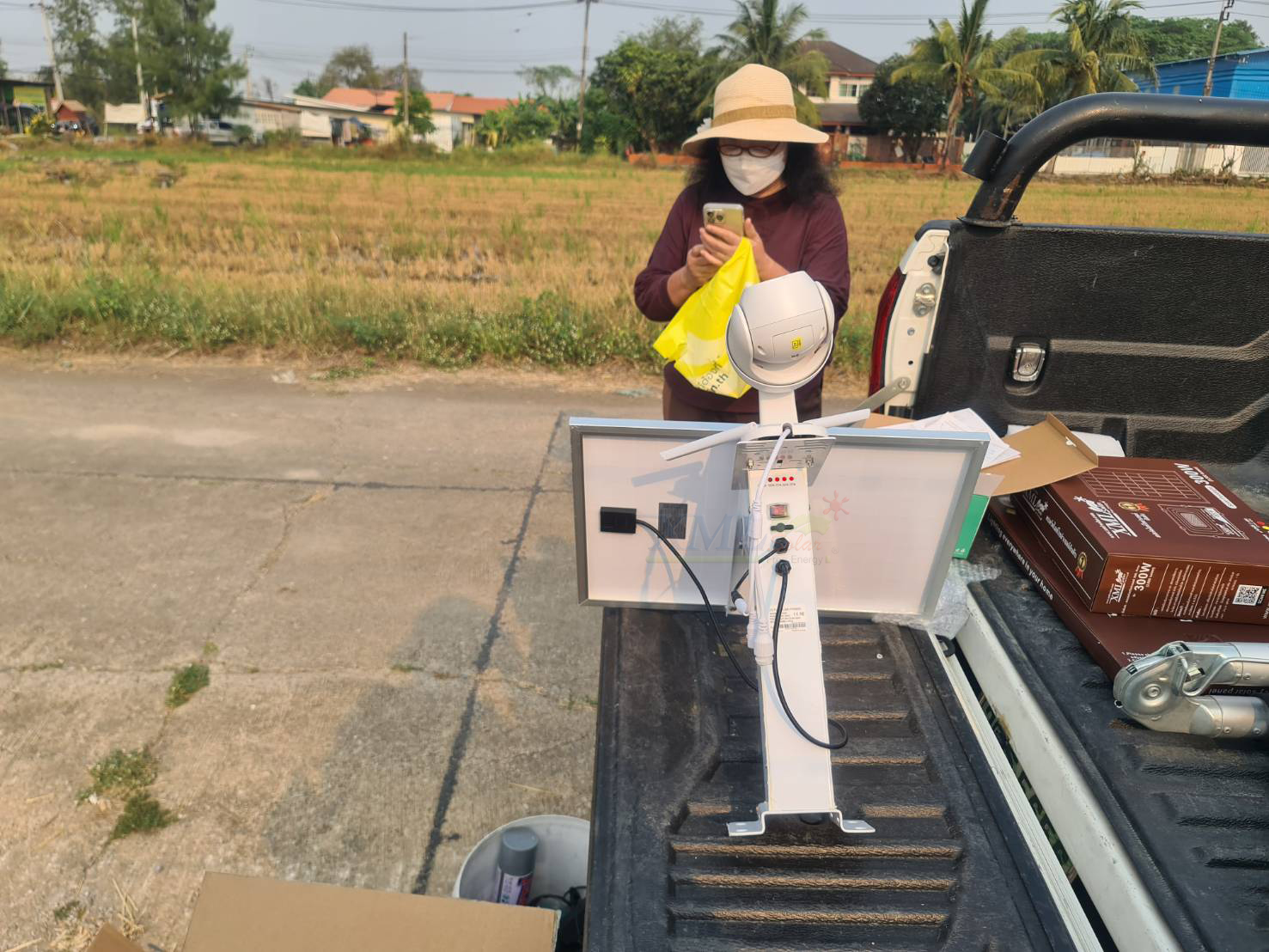 กล้องวงจรปิดโซล่าเซลล์ 40W. / ใช้simcard 4G (1080P) Solar CCTV Camera With 4G