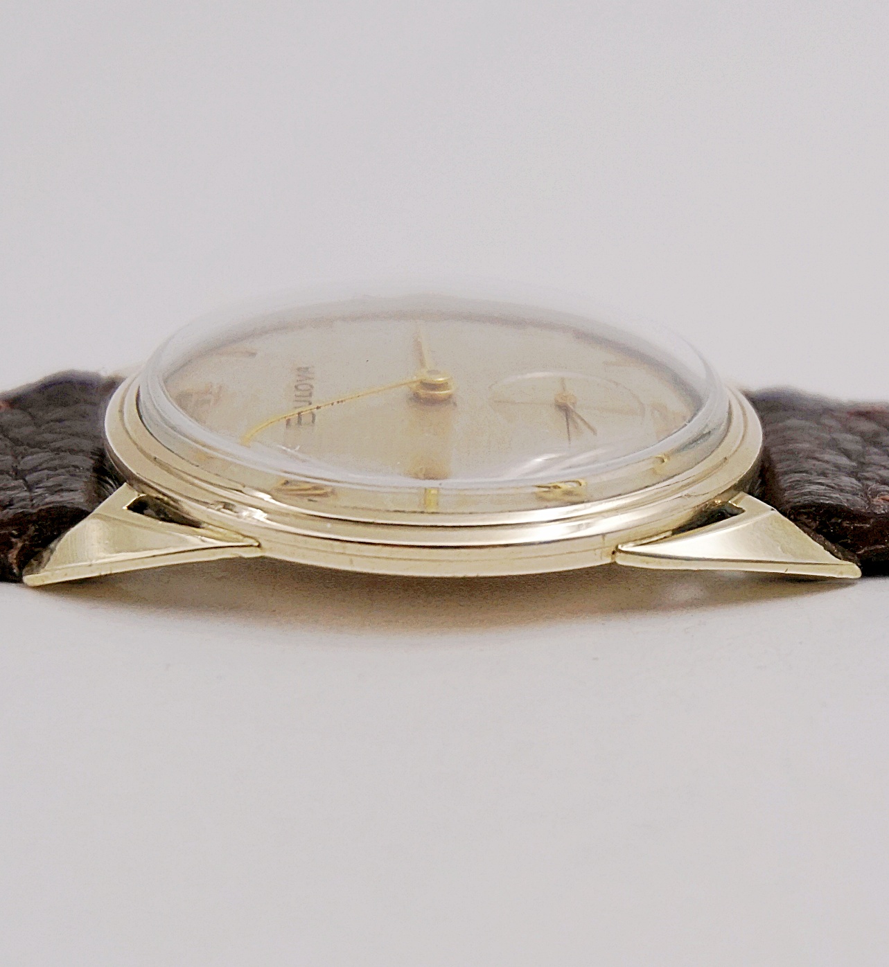 นาฬิกาเก่า BULOVA ไขลาน