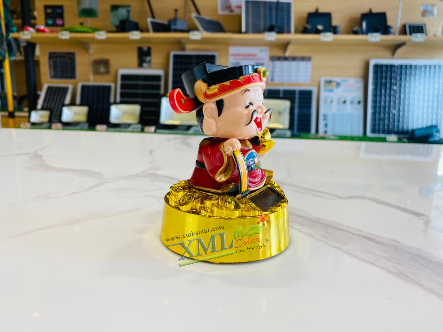 ตุ๊กตาโซล่าเซลล์ ‘ไฉ่ซิงเอี้ย’ เทพเจ้าแห่งโชคลาภ เทพเจ้าร่ำรวย