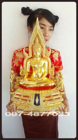 พระพุทธชินราชออกโดยวัดใหญ่ ขนาด9นิ้ว เนื้อทองเหลือง ลงรักปิดทองแท้ มีโมคคลา และสารีบุตร ออกโดยวัดใหญ่จังหวัดพิษณุโลก รหัส466