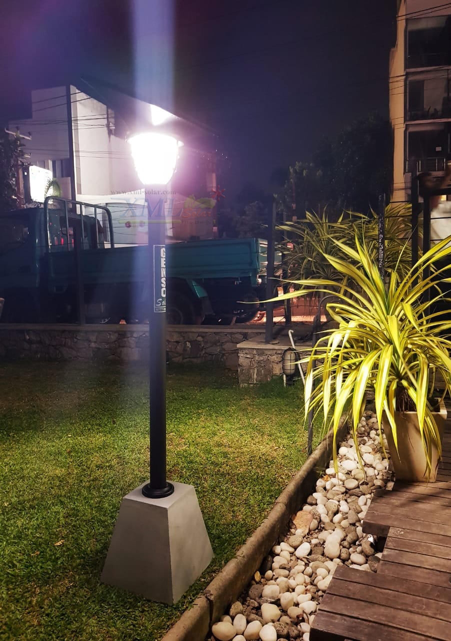 โคมไฟหัวเสาโซล่าเซลล์ รุ่น solar bee (550 lm.) (แสง: ขาว)