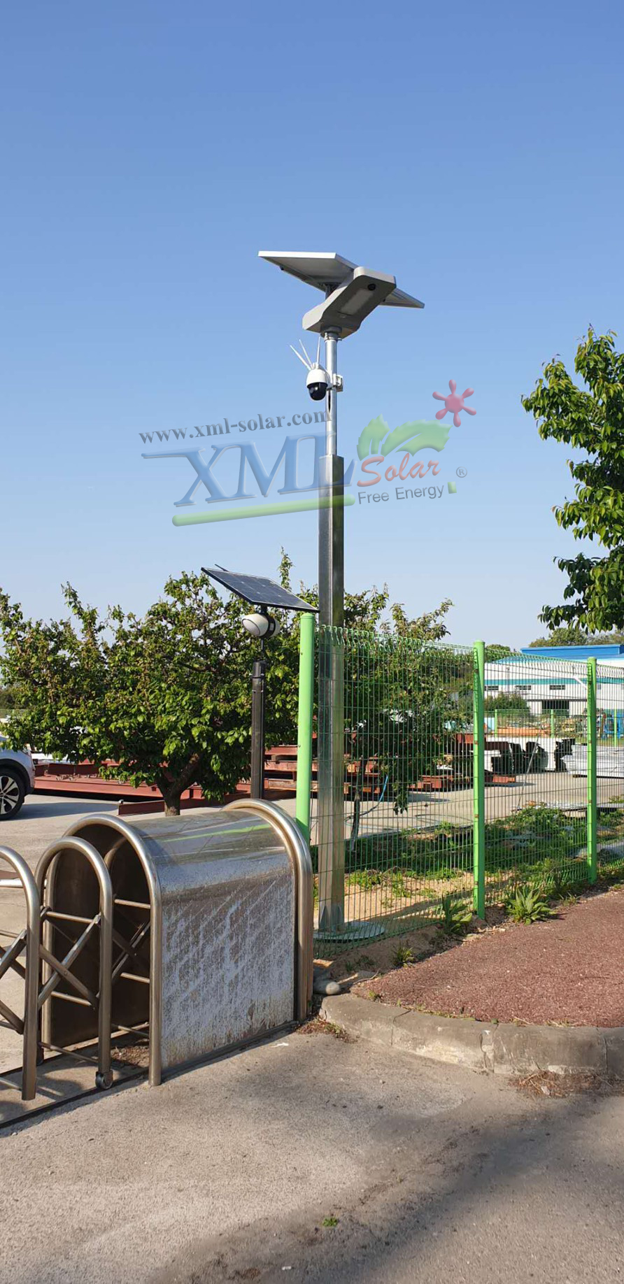 โคมไฟถนนอัจฉริยะ โซล่าเซลล์ 80 Watt Mono+ CCTV (ใช้ simcard 4G)