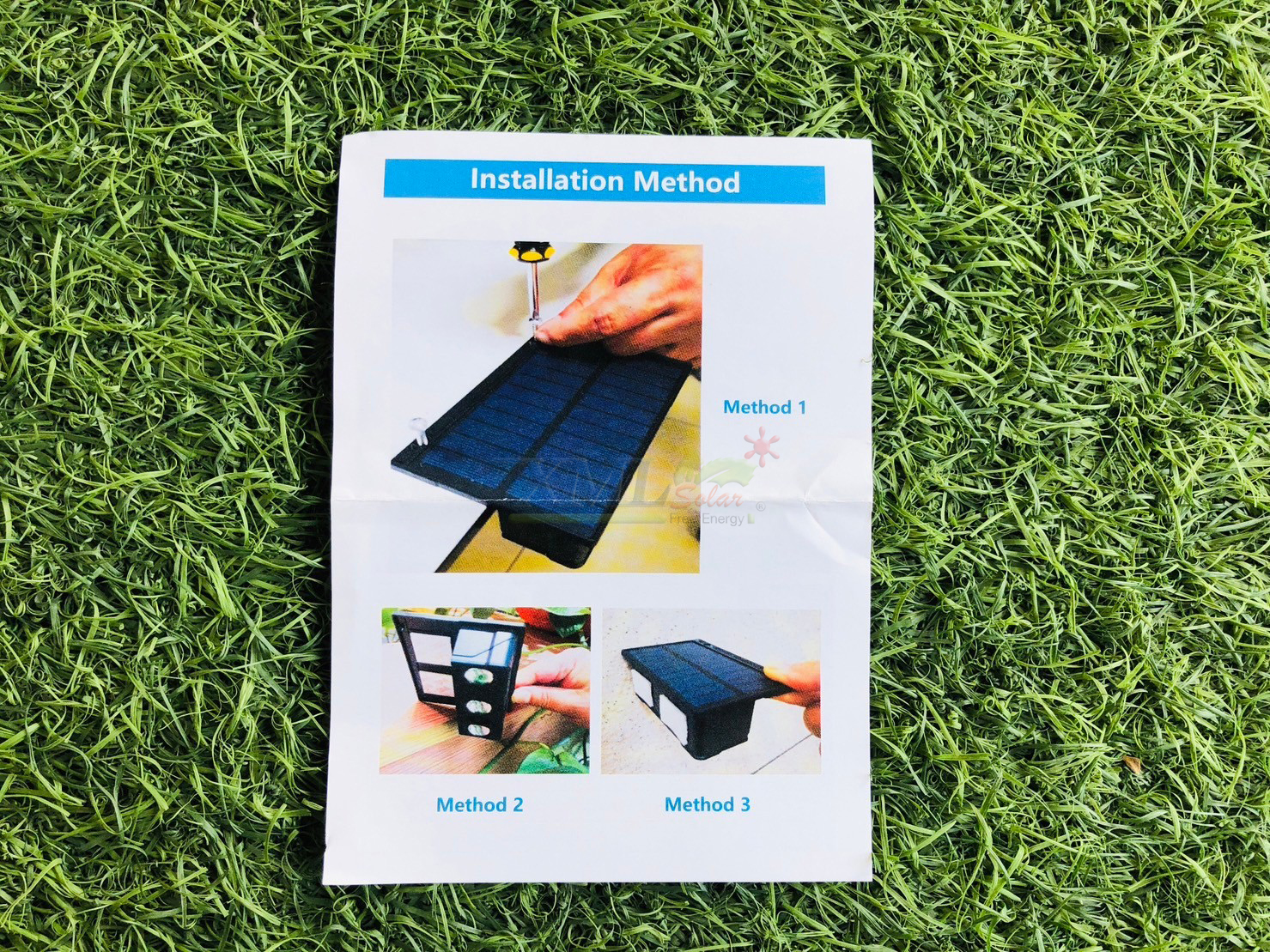 ไฟผนังโซล่าเซลล์ติดสันกำเเพง รุ่น MD-SWL (เเสง : เหลืองวอมไวท์)(1 เเถม 1)