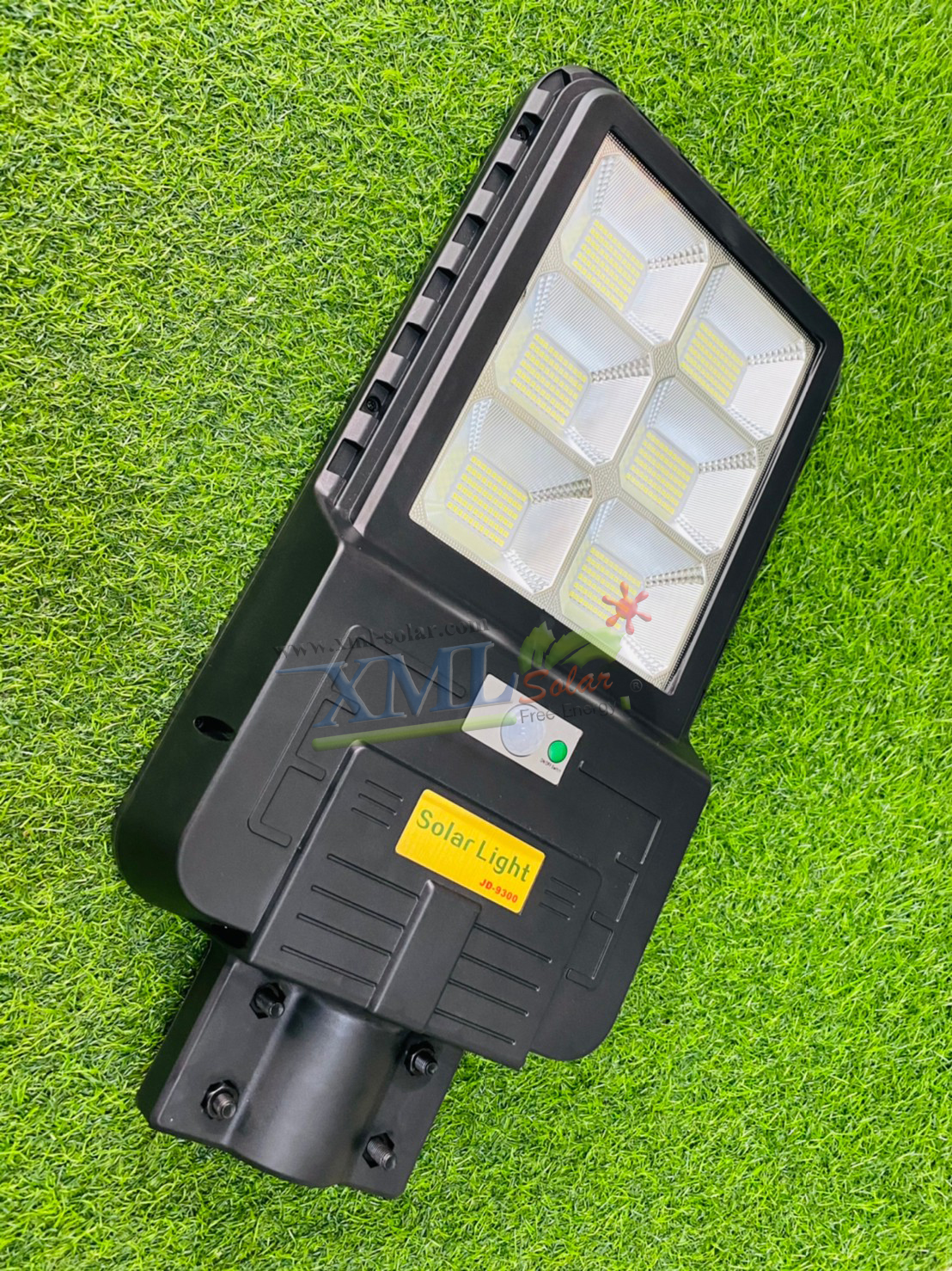 โคมไฟถนนโซล่าเซลล์ รุ่น JD 300 W (แสง : ขาว)(Motion Sensor)