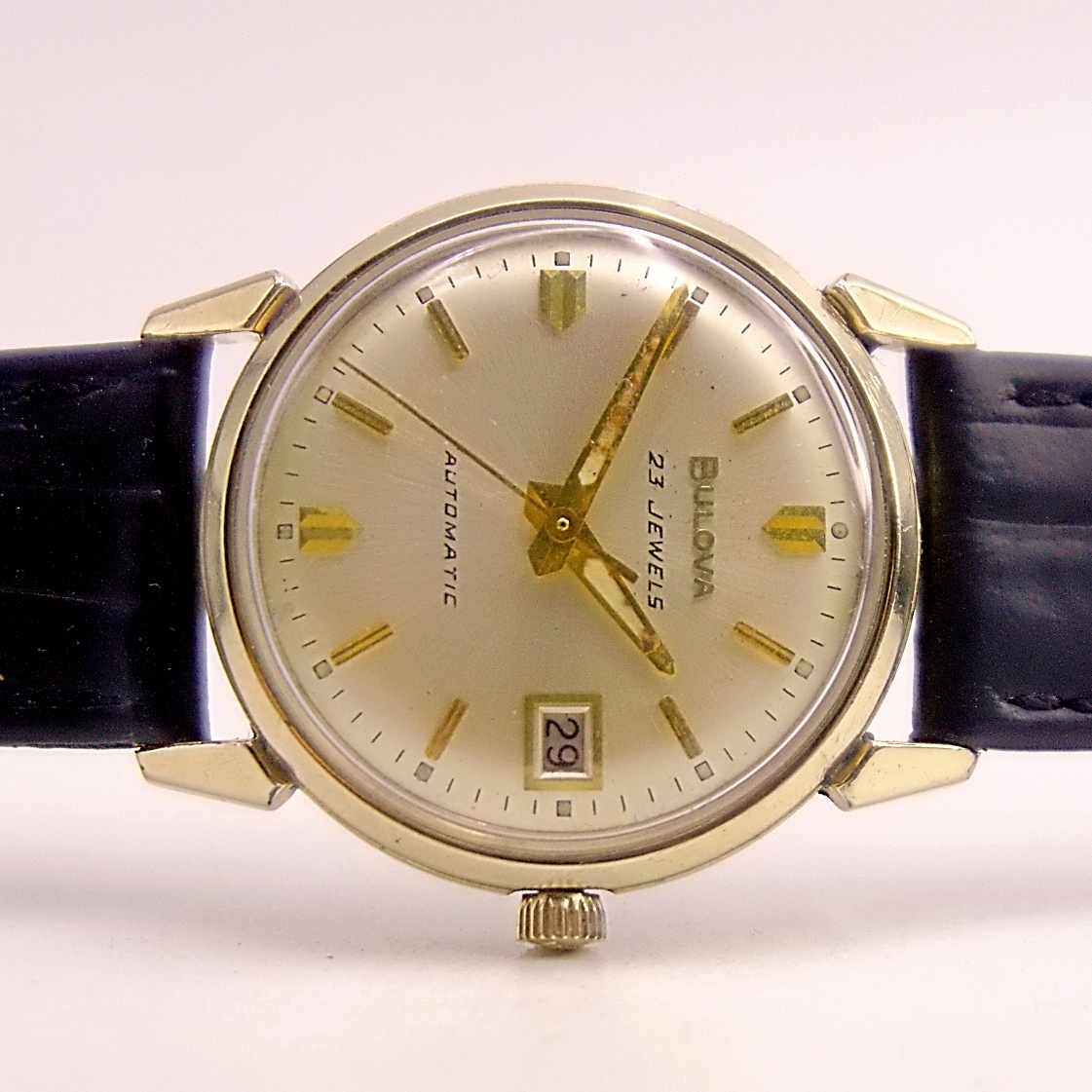 นาฬิกาเก่า BULOVA ออโตเมติก