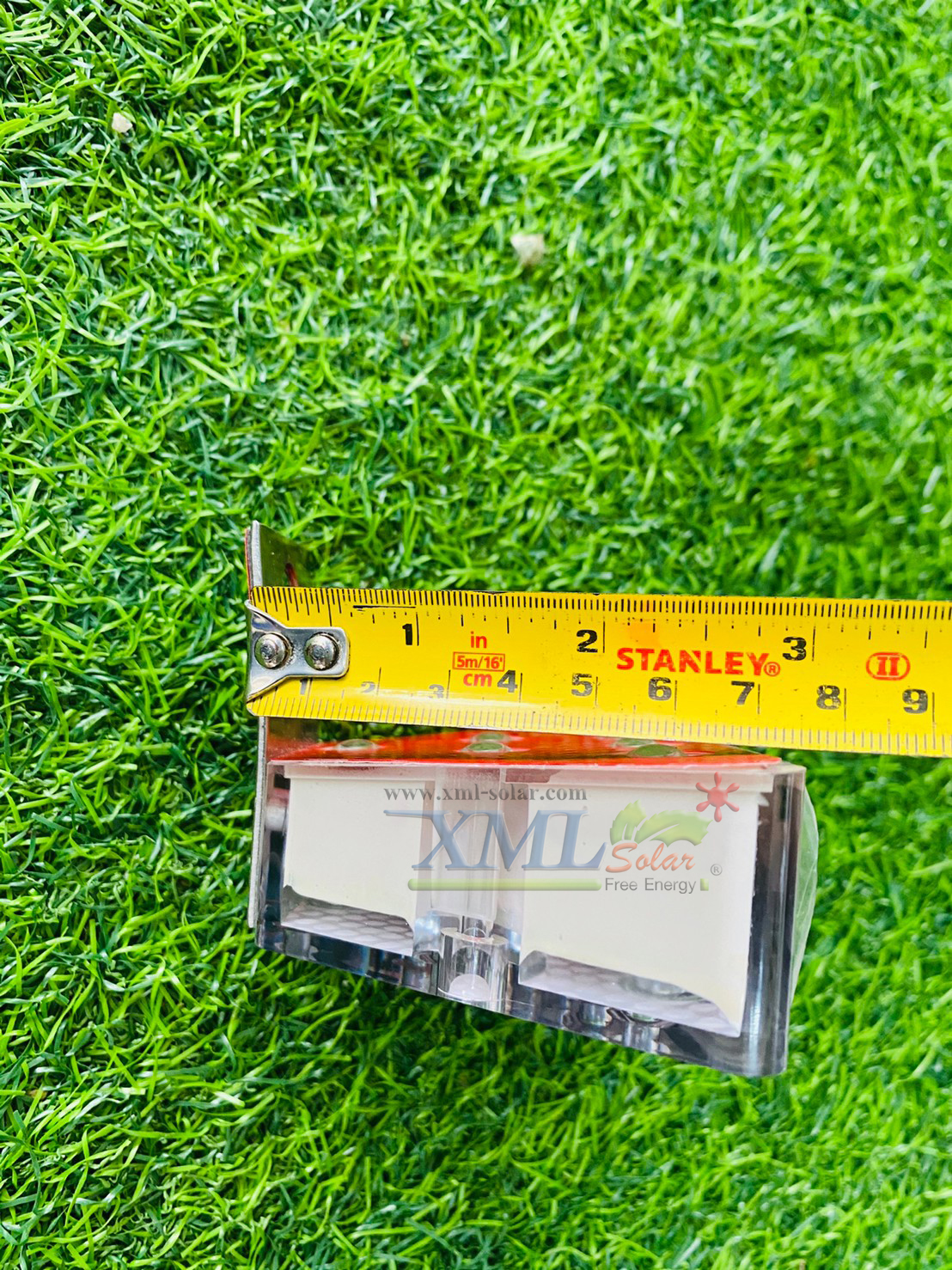 ไฟกระพริบเตือนทางเเยก ขอบทางโซล่าเซลล์ 7 LED สีแดง (แสง:เหลืองกระพริบ)