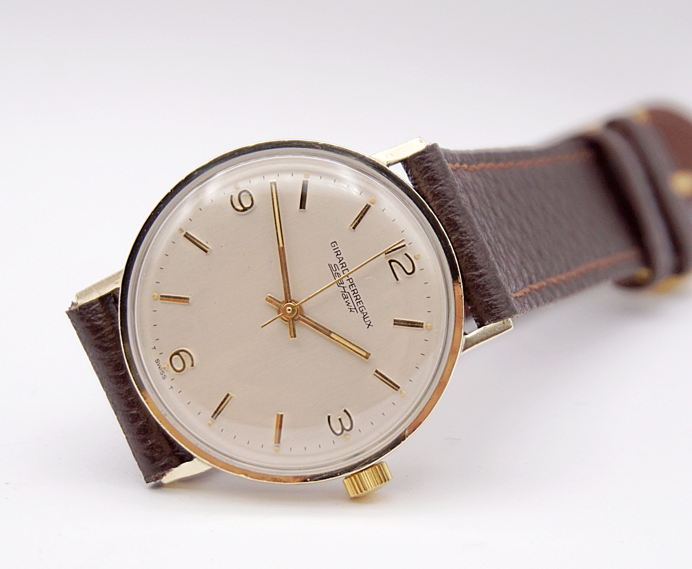 นาฬิกาเก่า GIRARD PERREGAUX ไขลาน