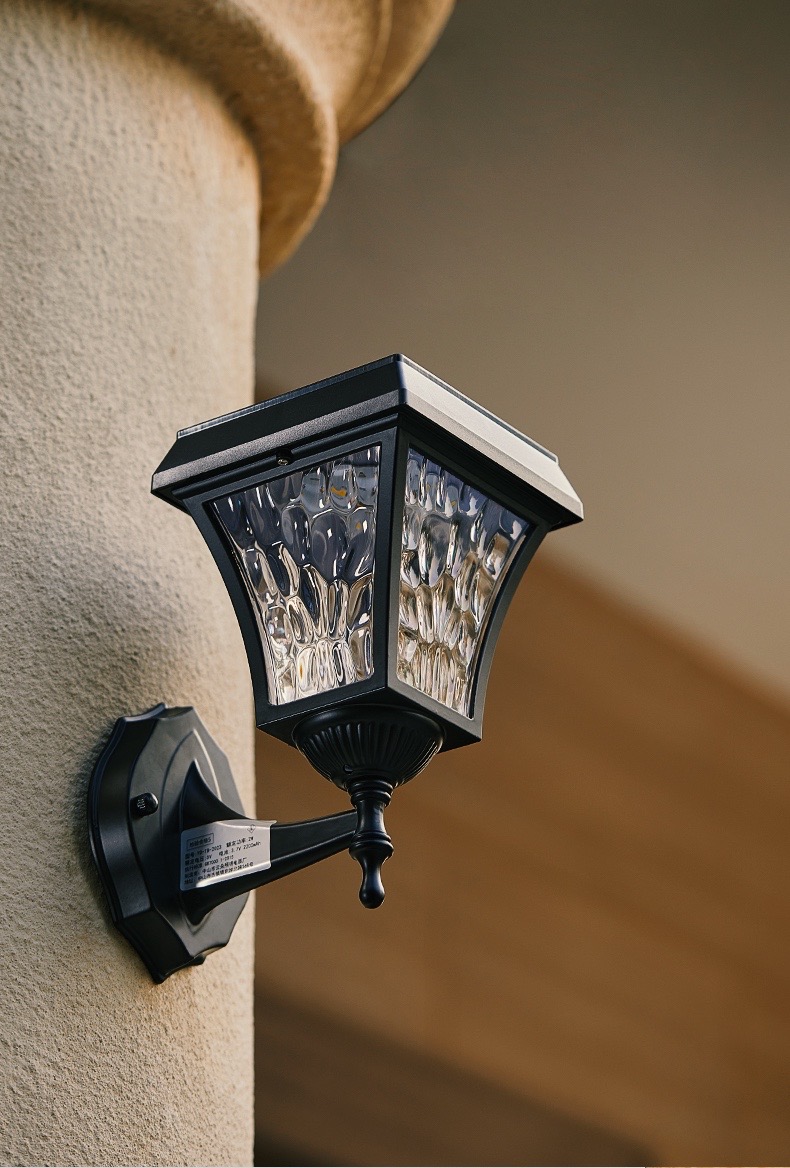 โคมไฟกิ่งโซล่าเซลล์ รุ่นใหม่ ทรงสี่เหลี่ยม ระบบสัมผัส (เเสง : เหลืองวอมไวท์)