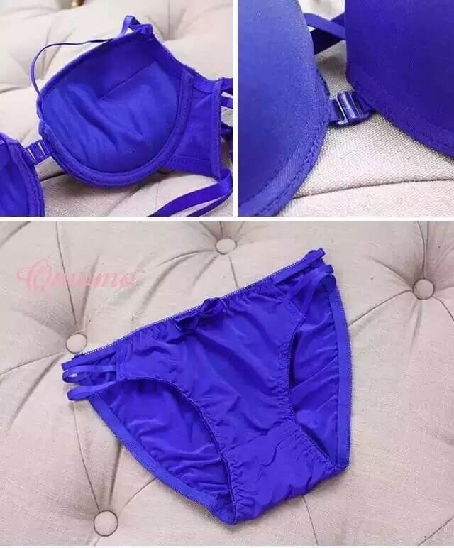 ชุดชั้นในเกาหลี โชว์สายหลัง เซ็กซี่ เสริมฟองน้ำในตัว มี 3 สี ดำ ชมพู น้ำเงิน size 32 34 36 ราคาส่ง 3 ชิ้น คละกับแบบอื่นได้ ราคาชุดละ 180 บาท