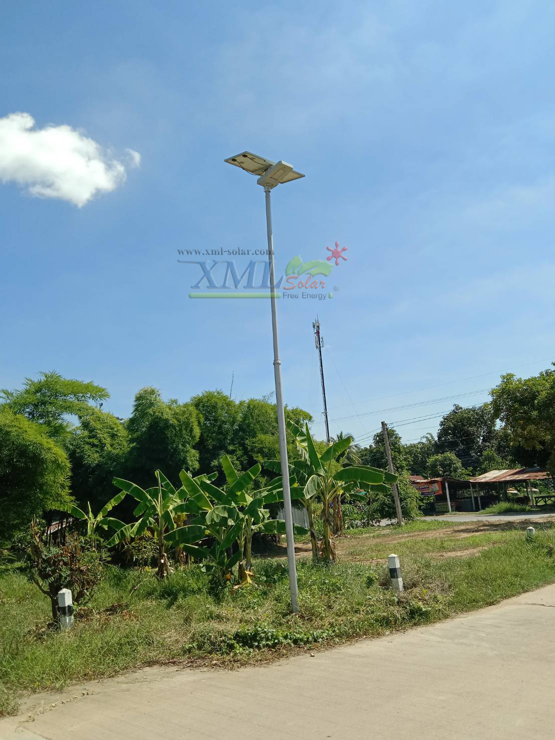 โคมไฟถนนอัจฉริยะ โซล่าเซลล์ 150 Watt Monocrystalline (แสง ขาว)