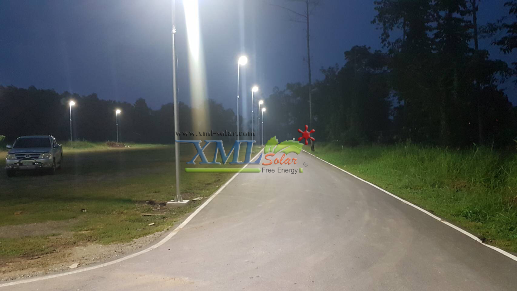 โคมไฟถนนอัจฉริยะ โซล่าเซลล์ 150 Watt Monocrystalline (แสง ขาว)