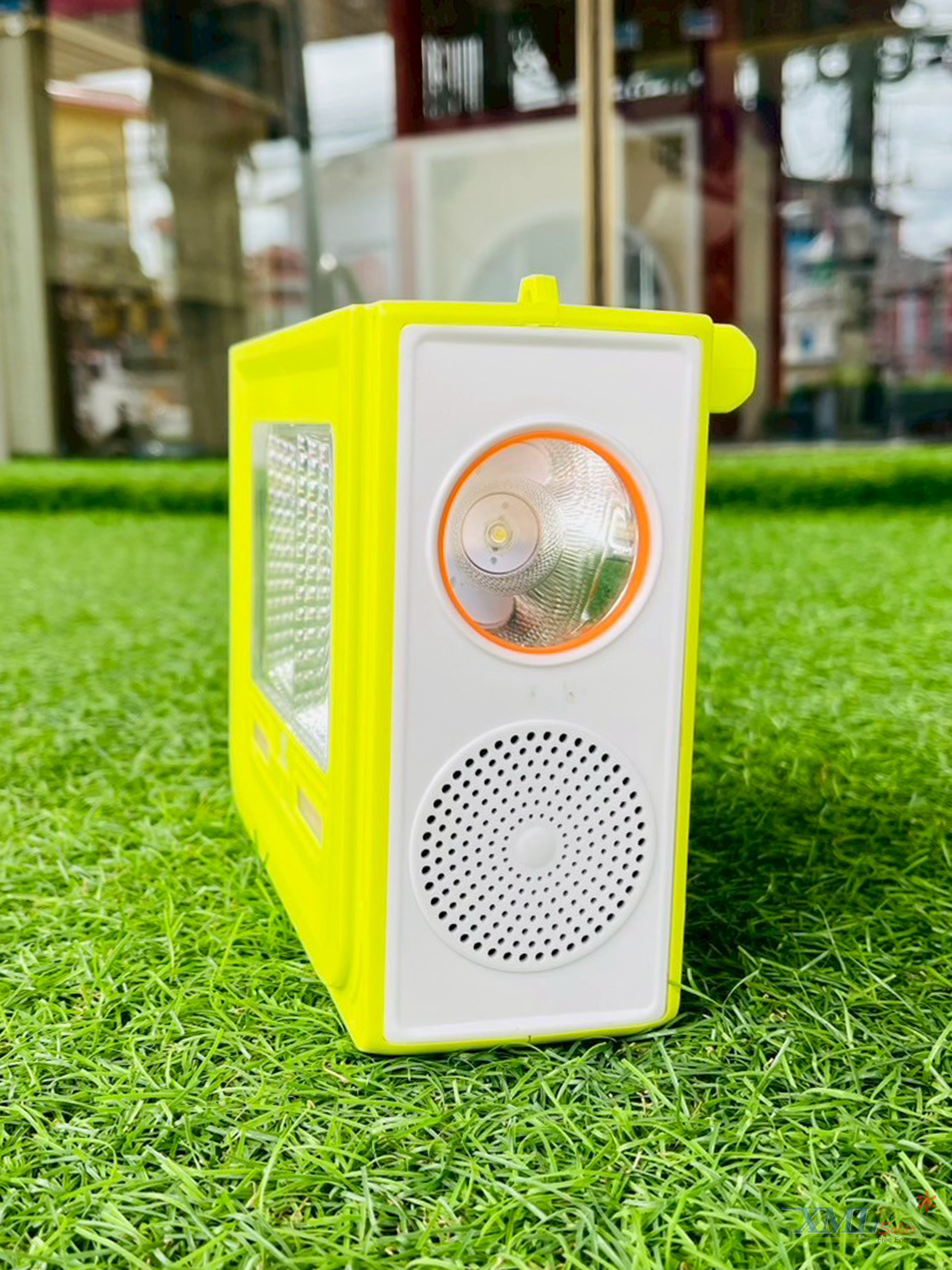 ไฟฉายอเนกประสงค์โซล่าเซลล์ รุ่น LSXML-235