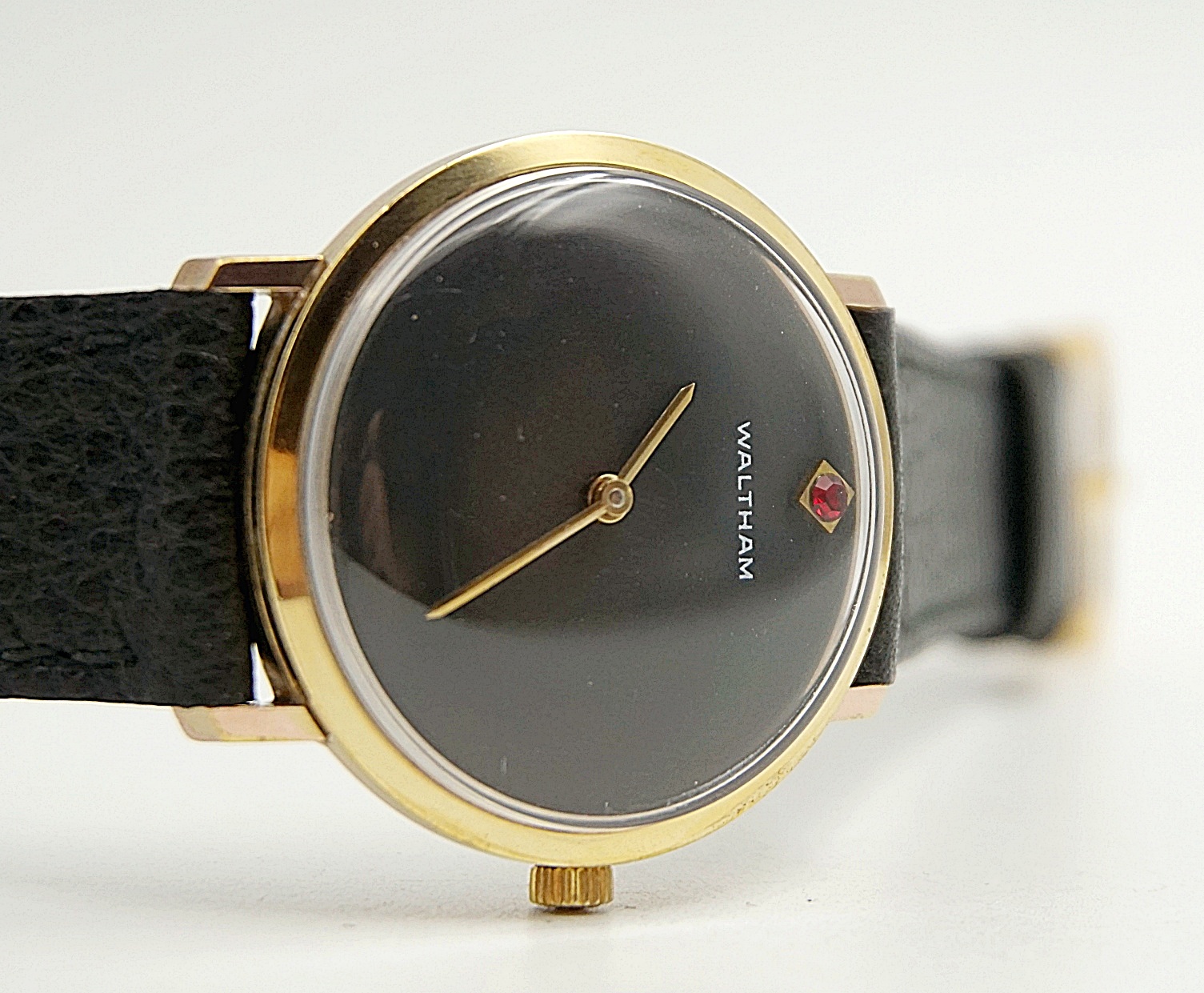 นาฬิกาเก่า WALTHAM ไขลาน