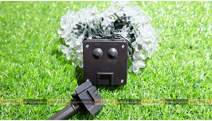 ไฟกระพริบโซล่าเซลล์ รูป ดอกไม้ 50 ดอก (เเสง : ขาว)