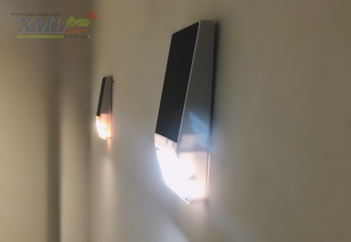 โคมไฟโซล่าเซลล์ ติดผนัง 15 SMD LED (ตัวแบน ขาว) (เเสง : ขาว) (1 แถม 1)