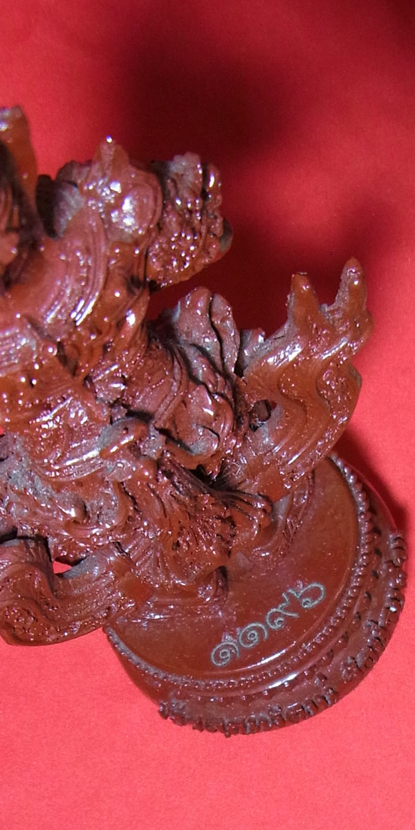 ราชาท้าวเวสสุวรรณ หลวงพ่อพัฒน์ ปี2565 สูง 8 นิ้ว