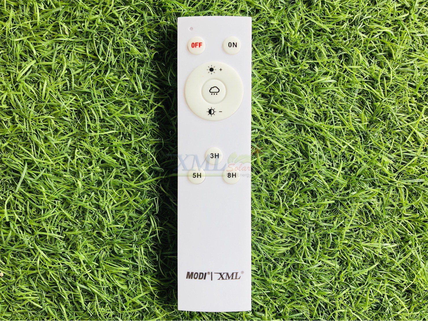 โคมไฟถนนโซล่าเซลล์ 500W รุ่น MD-SLT27-500W (แสง : ขาว)(ระบบสว่างค้าง)