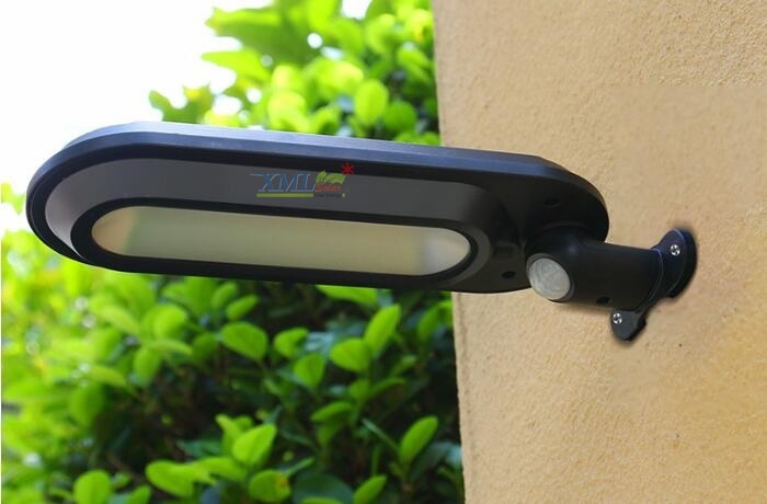 โคมไฟโซล่าเซล 18 SMD LED (500 Lumens)