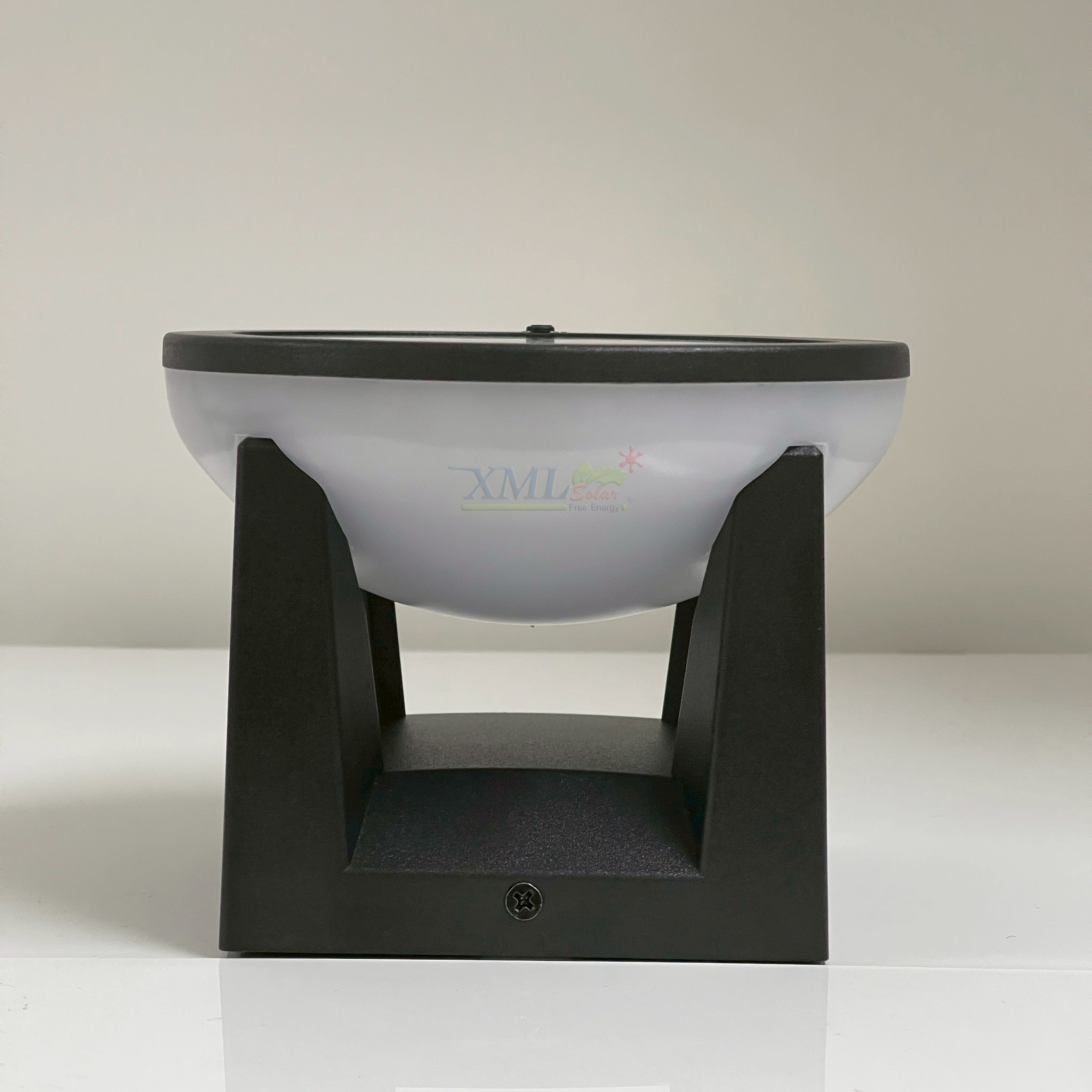 โคมไฟหัวเสาโซล่าเซลล์ Solar LED Pillar รุ่น LSXML-208 (เปิดได้ 3 แสง)
