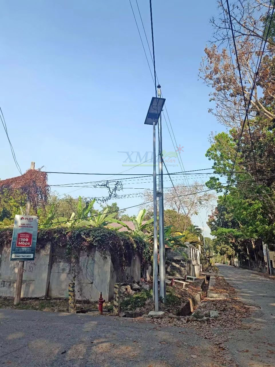 โคมไฟถนนโซล่าเซลล์ ST2-60 (แสง : ขาว)