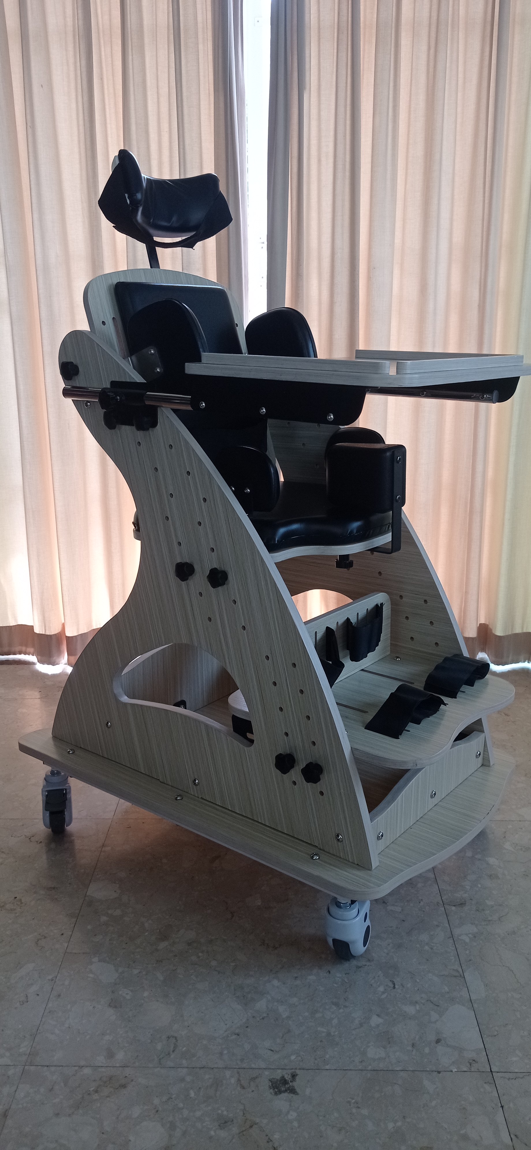 เก้าอี้พัฒนาการสำหรับเด็กสมองพิการ Cerebral palsy chairs rehabilitation for disabled children